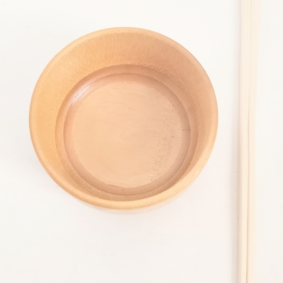 Set of 4 Japanese Bamboo Rice Bowls and Chopsticks - Picture 6 of 6